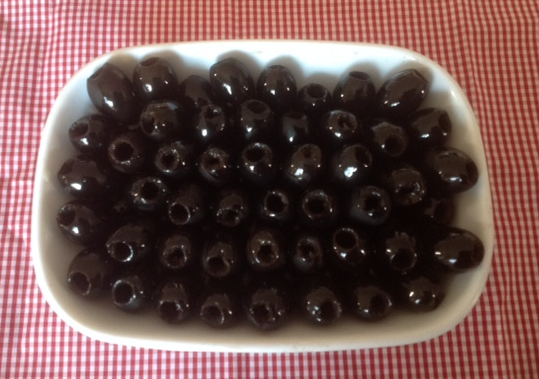 PITTED BLACK RIPE OLIVES